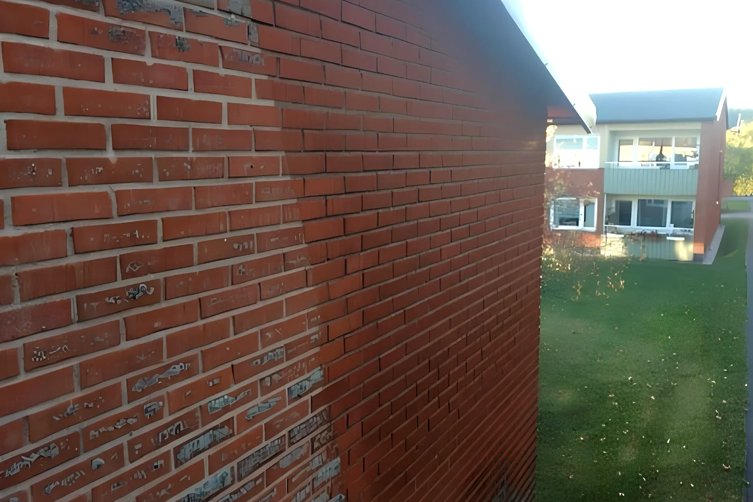 Tvätta tegelfasad