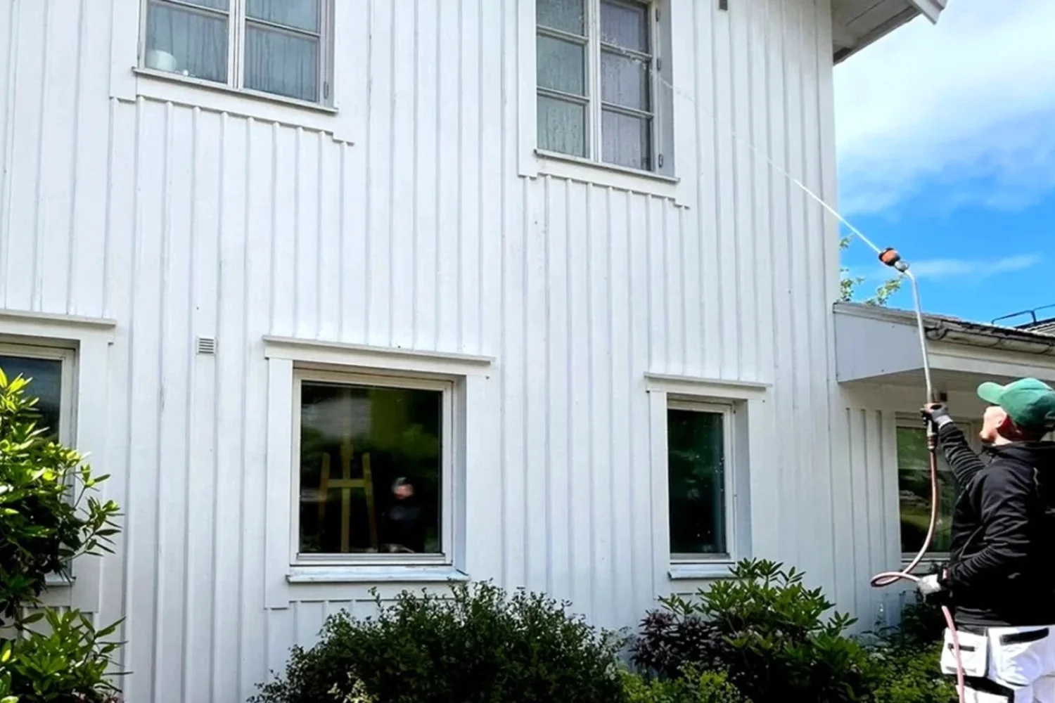 Tvätta hus innan målning
